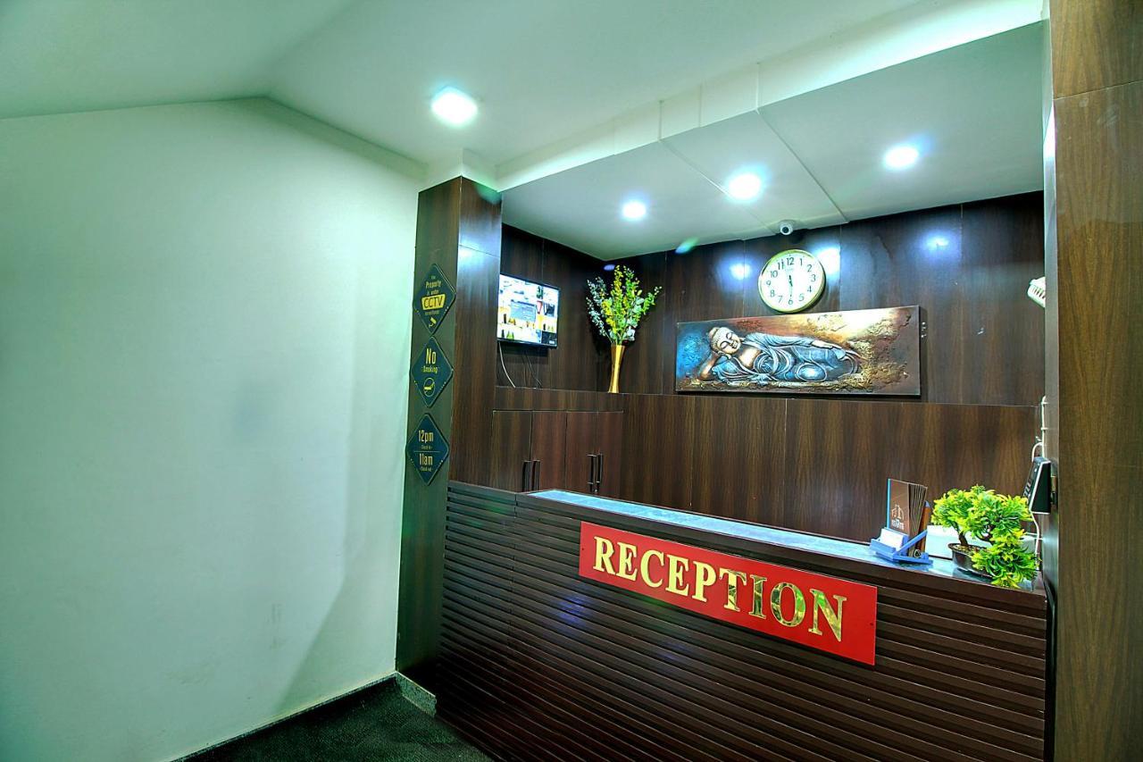 Staayz Premium Gurgaon Hotel Exterior foto