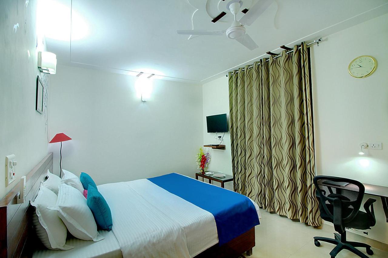 Staayz Premium Gurgaon Hotel Exterior foto